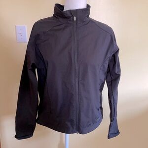 L.L. Bean rain jacket rain coat long sleeve black collar zip up pockets medium